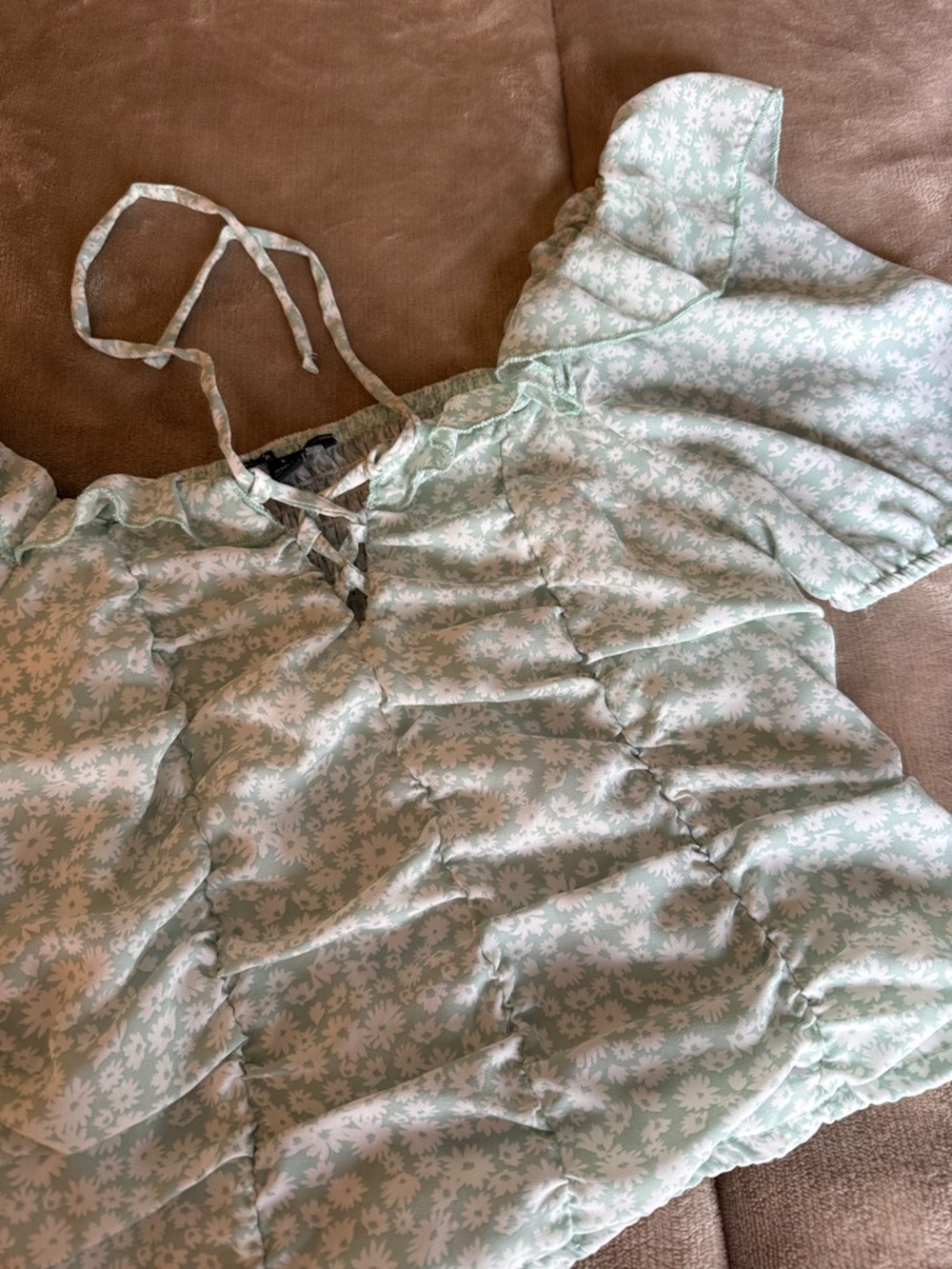 Ditsy Floral Smocked Crop Top in Mint - Picture 2 of 9